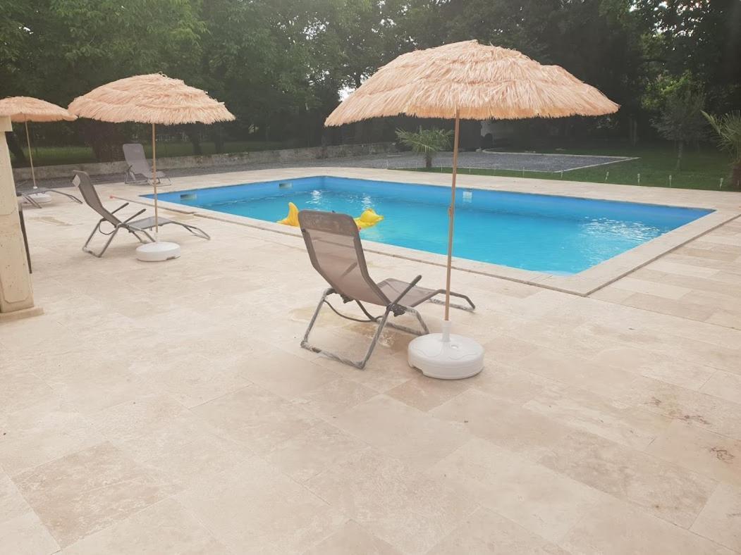 Bassens  Maison Calme Et Spacieuse מראה חיצוני תמונה
